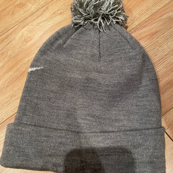 Nike Youth Winter Hat Beanie - Picture 2 of 4